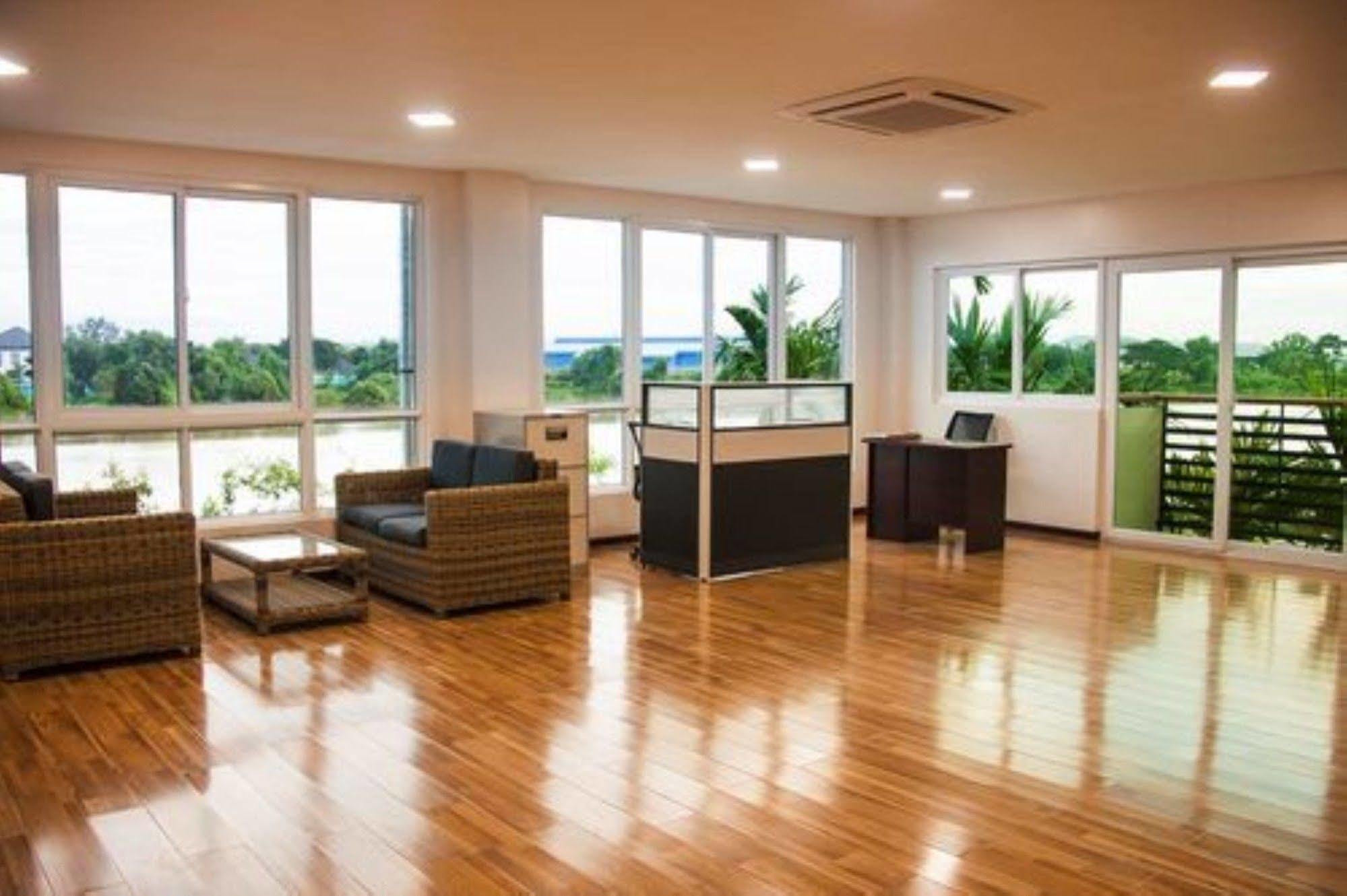 Hotel Sincere Smile Yangon Exterior photo