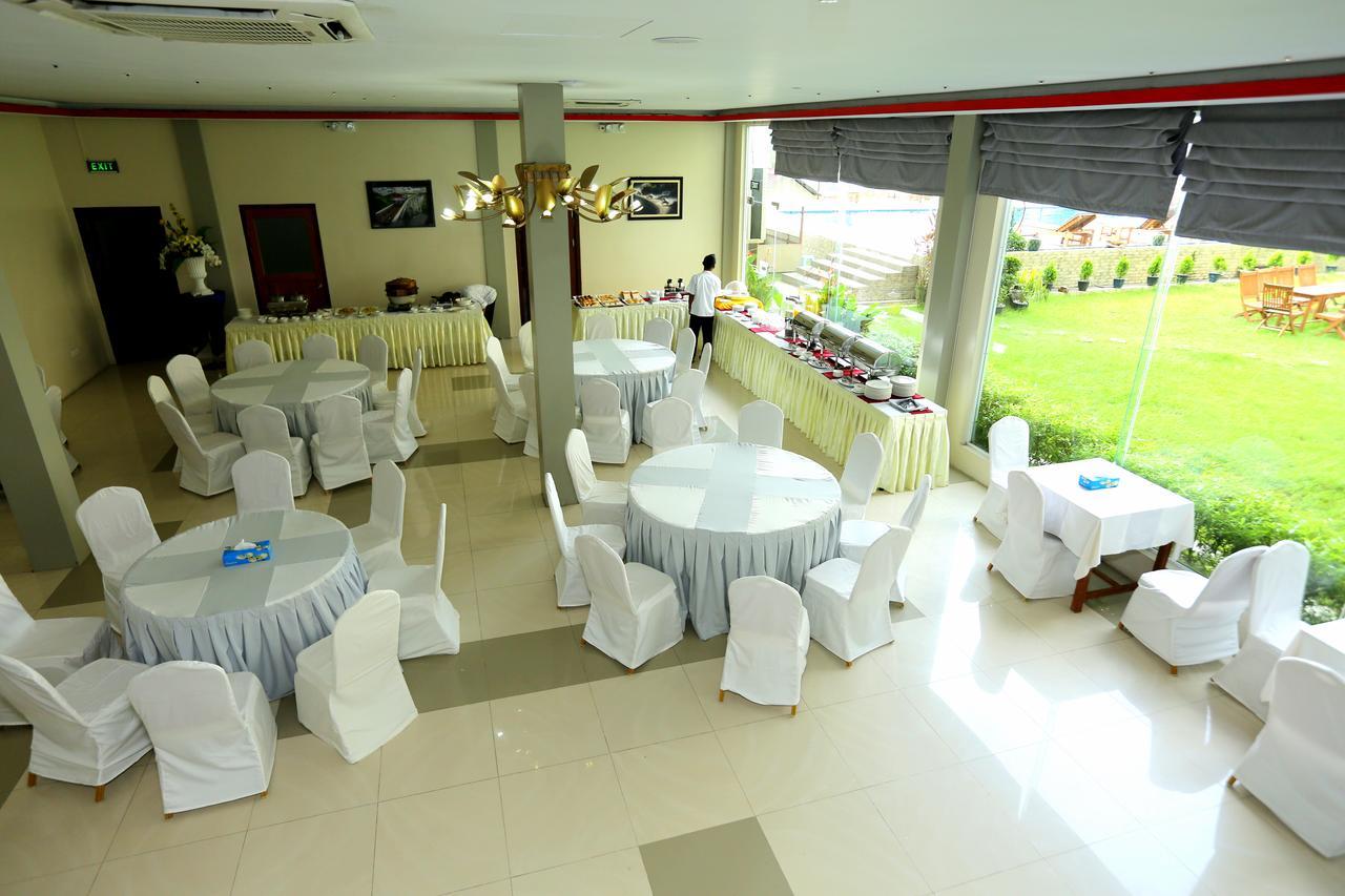 Hotel Sincere Smile Yangon Exterior photo
