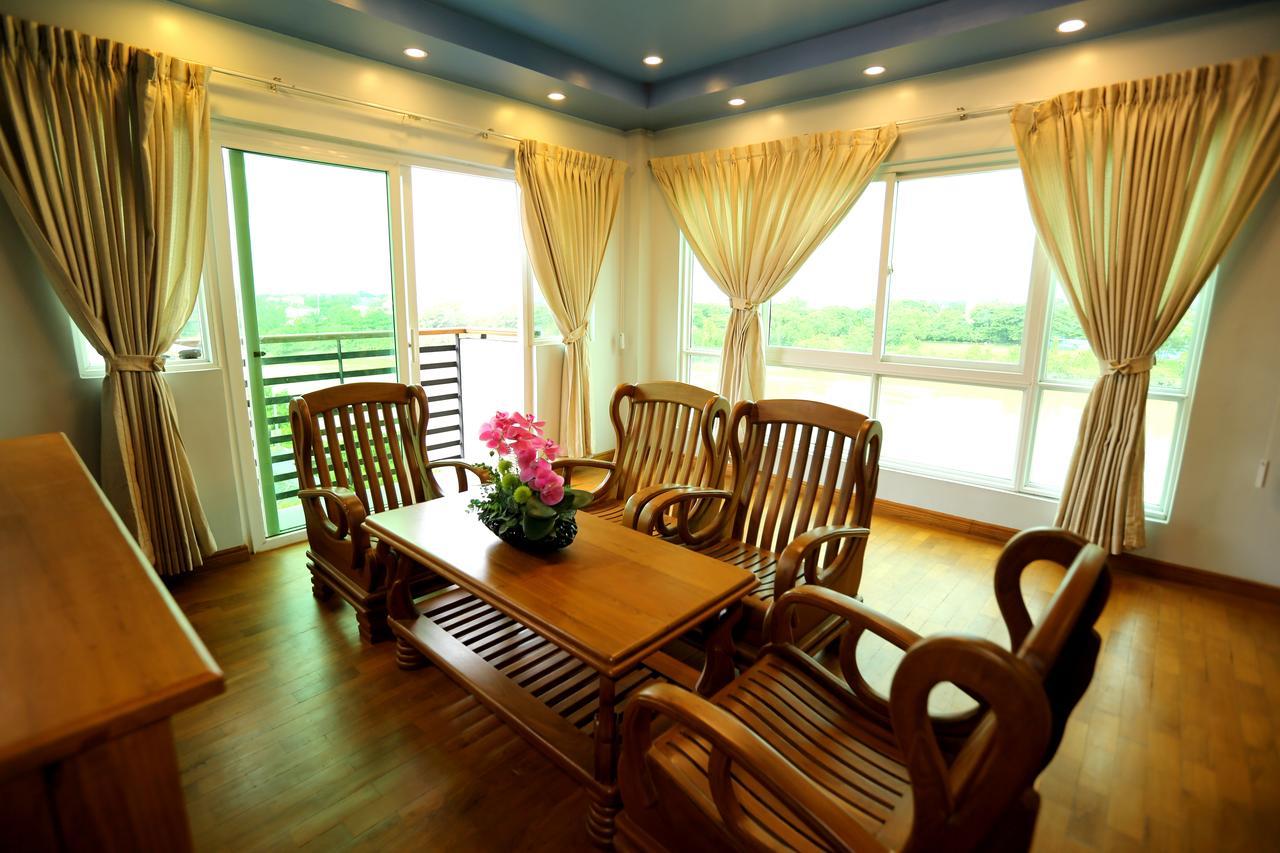 Hotel Sincere Smile Yangon Exterior photo