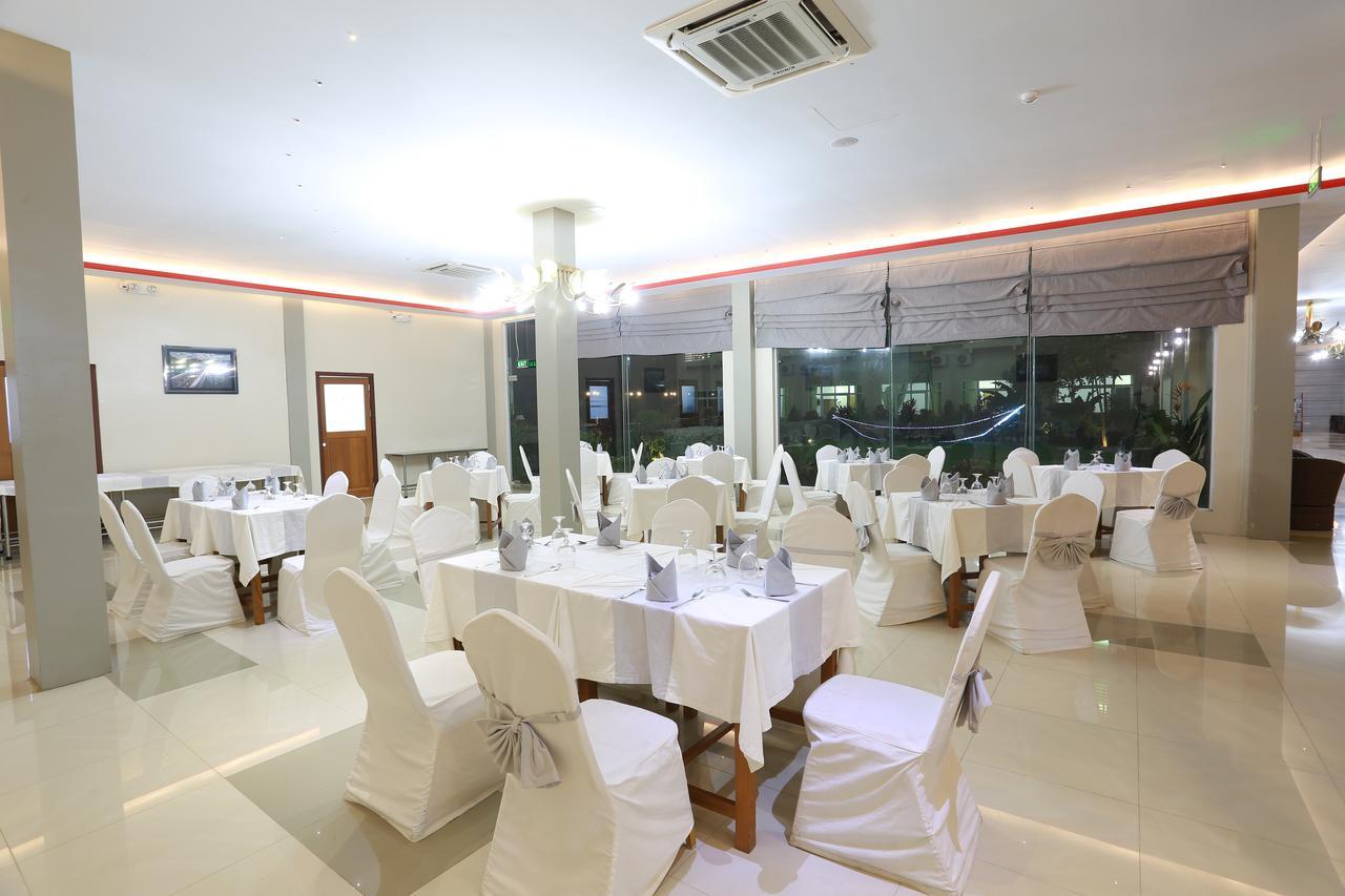Hotel Sincere Smile Yangon Exterior photo